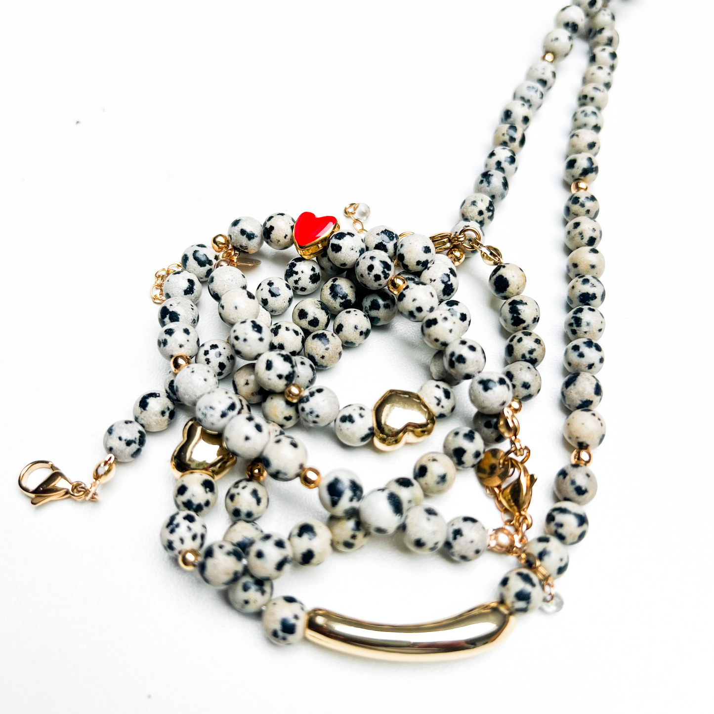 COLLIER NICOLE