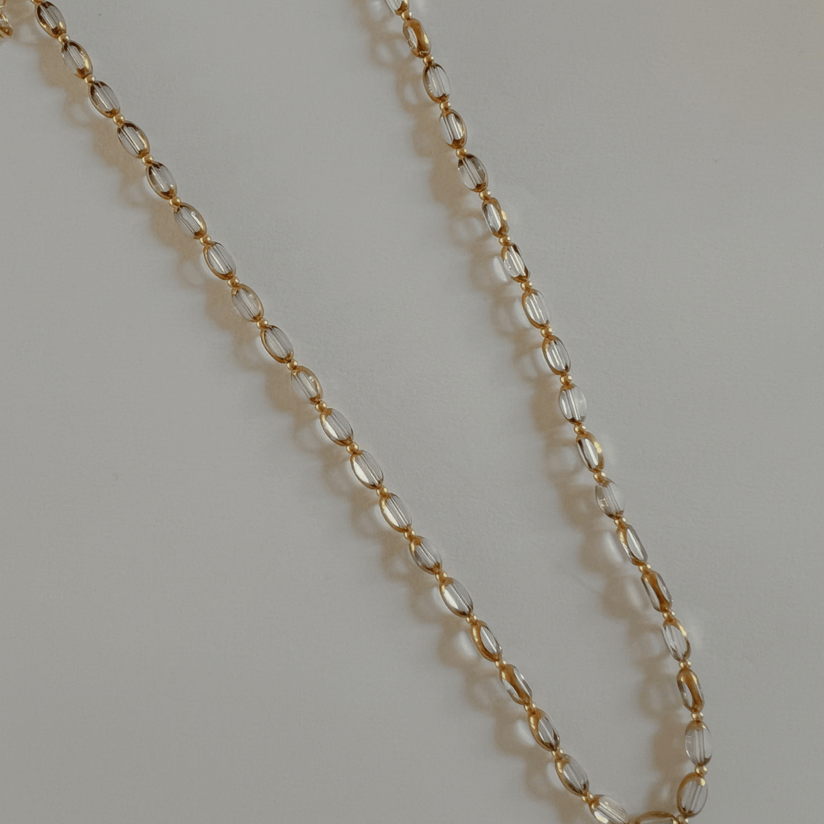 COLLIER GRACE